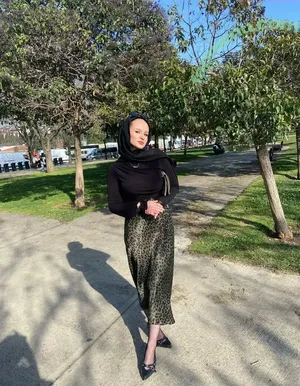 ozlemylzz / ozlemylzz34 nude photo #0081