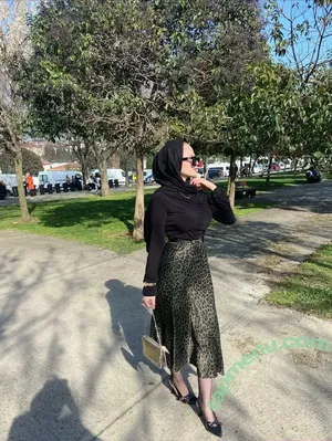 ozlemylzz / ozlemylzz34 nude photo #0082