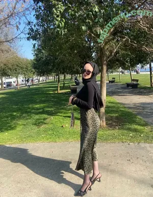 ozlemylzz / ozlemylzz34 nude photo #0083