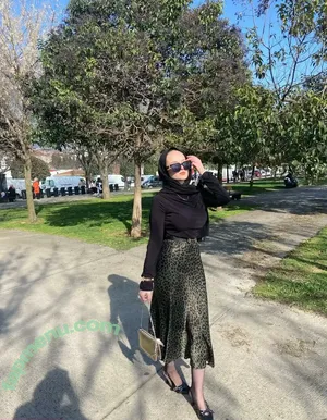 ozlemylzz / ozlemylzz34 nude photo #0084