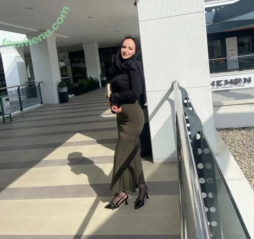 ozlemylzz nude photo #0055 (ozlemylzz34)