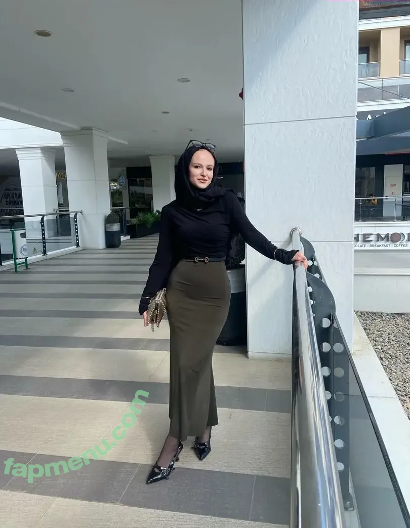 ozlemylzz nude photo #0056 (ozlemylzz34)