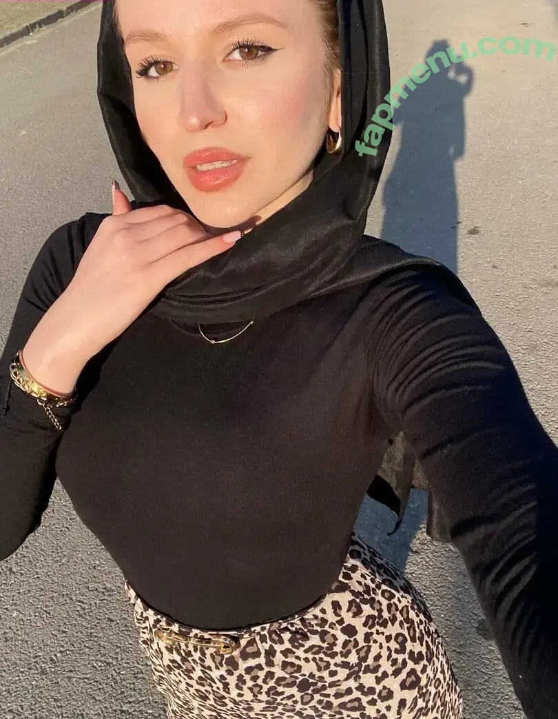 ozlemylzz nude photo #0062 (ozlemylzz34)