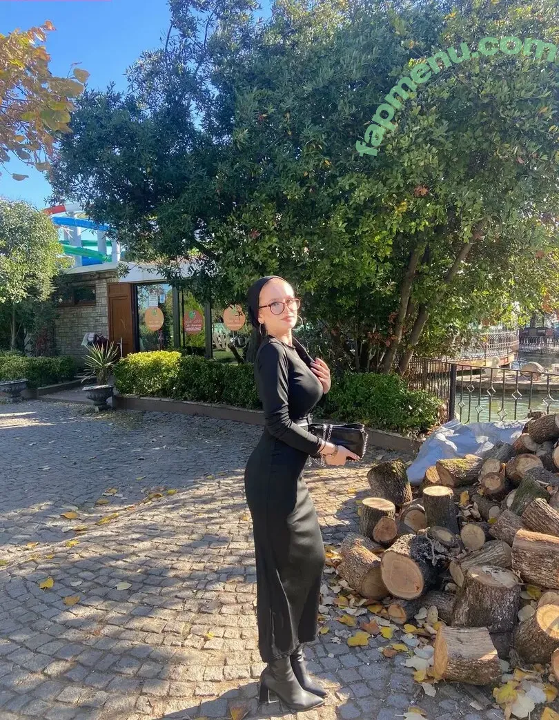 ozlemylzz nude photo #0068 (ozlemylzz34)