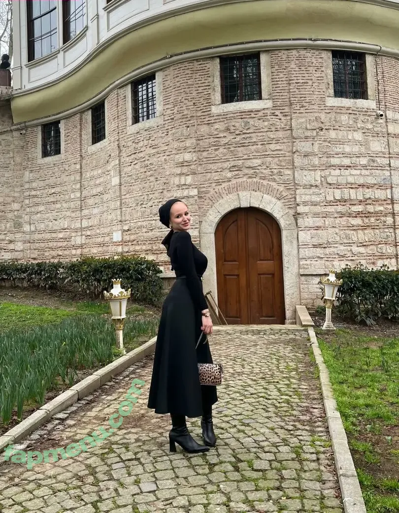 ozlemylzz nude photo #0077 (ozlemylzz34)