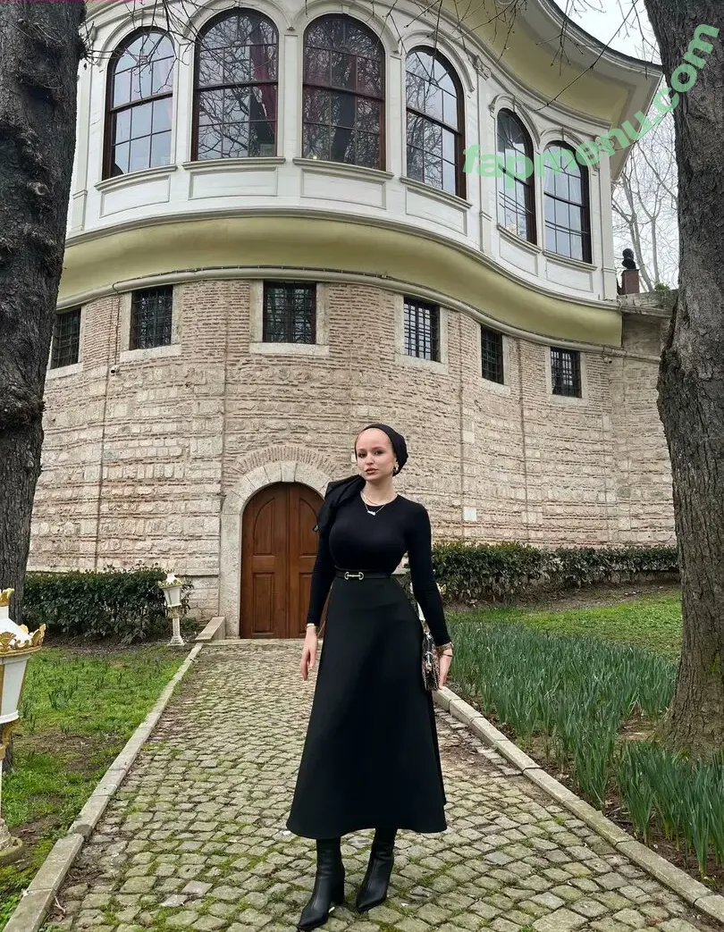 ozlemylzz nude photo #0078 (ozlemylzz34)