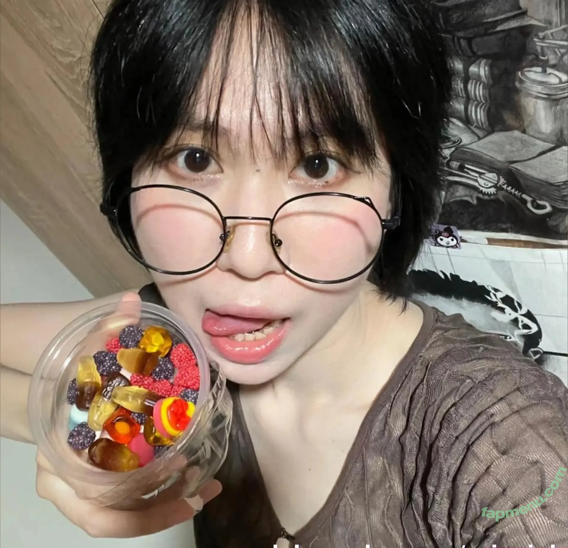 P_JenJub nude photo #0017 (P Jenjub)