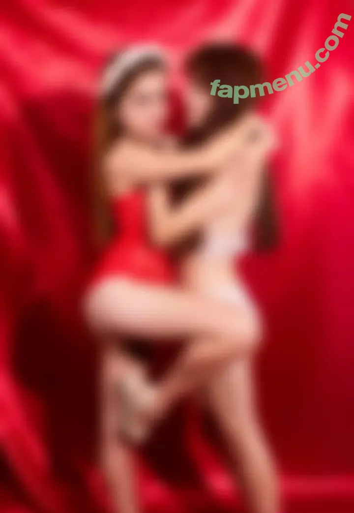 paarkiesita nude photo #0117 (PARKESI_TA / Parkesiitaa)
