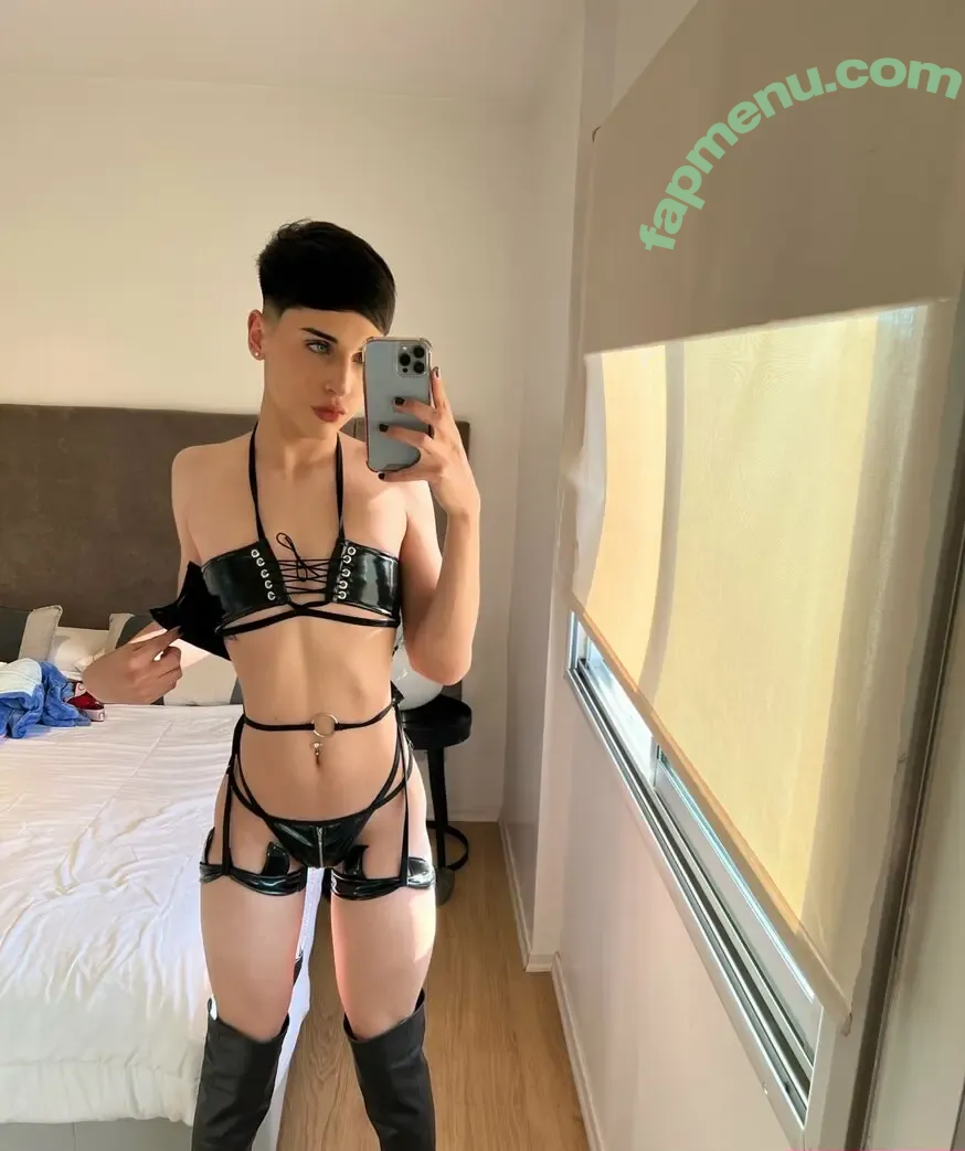 Pablo And Lola nude photo #0006 (ppablo_baby_free)
