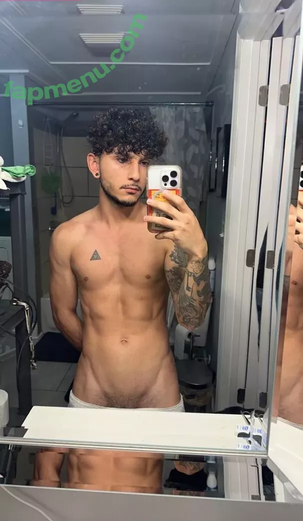 pablx_sanchez nude photo #0030 (pablx_sanchez)