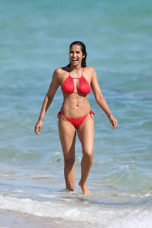 Padma Lakshmi / PadmaLakshmi nude photo #0009