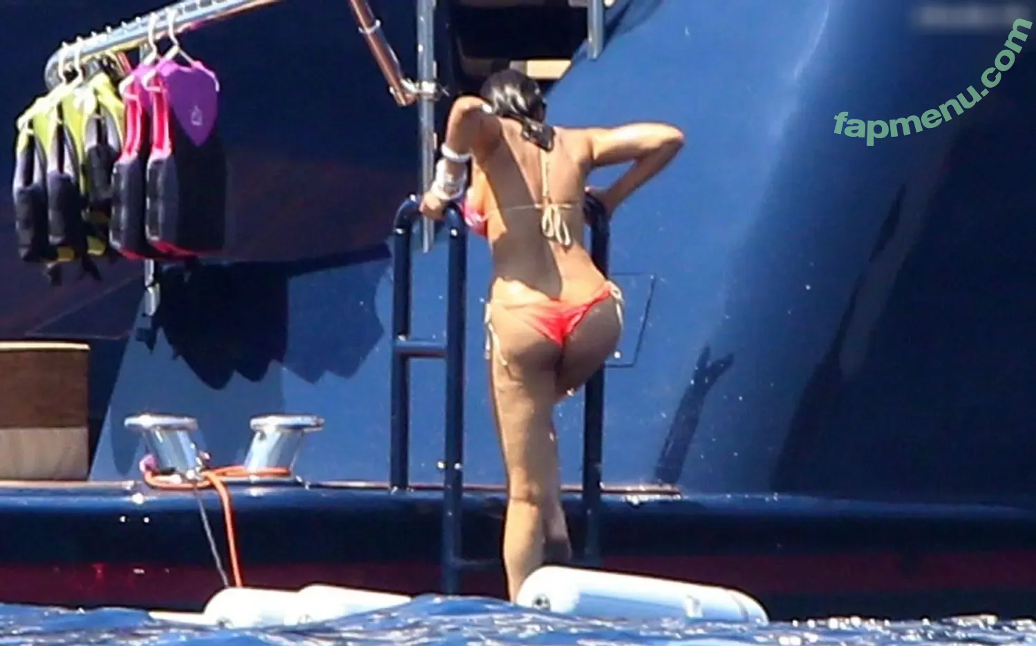Padma Lakshmi nude photo #0454 (PadmaLakshmi)