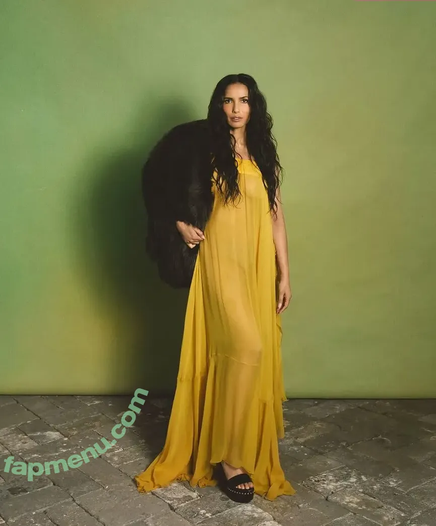 Padma Lakshmi nude photo #0512 (PadmaLakshmi)