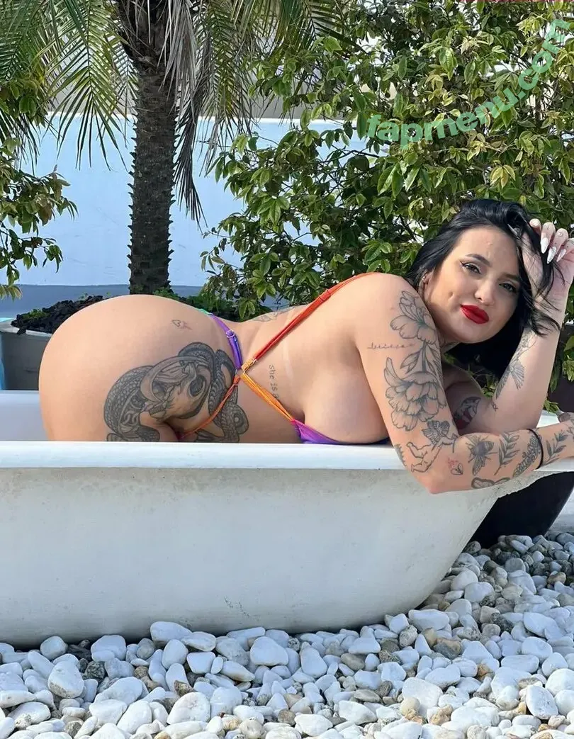 Pah Suelen nude photo #0013 (Pah Suelen)