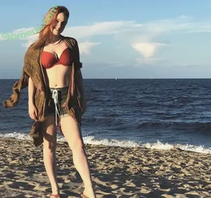 Paige Boivin / PeachSaliva / The Mustard Goblin Queen / cindyboivin nude photo #0019