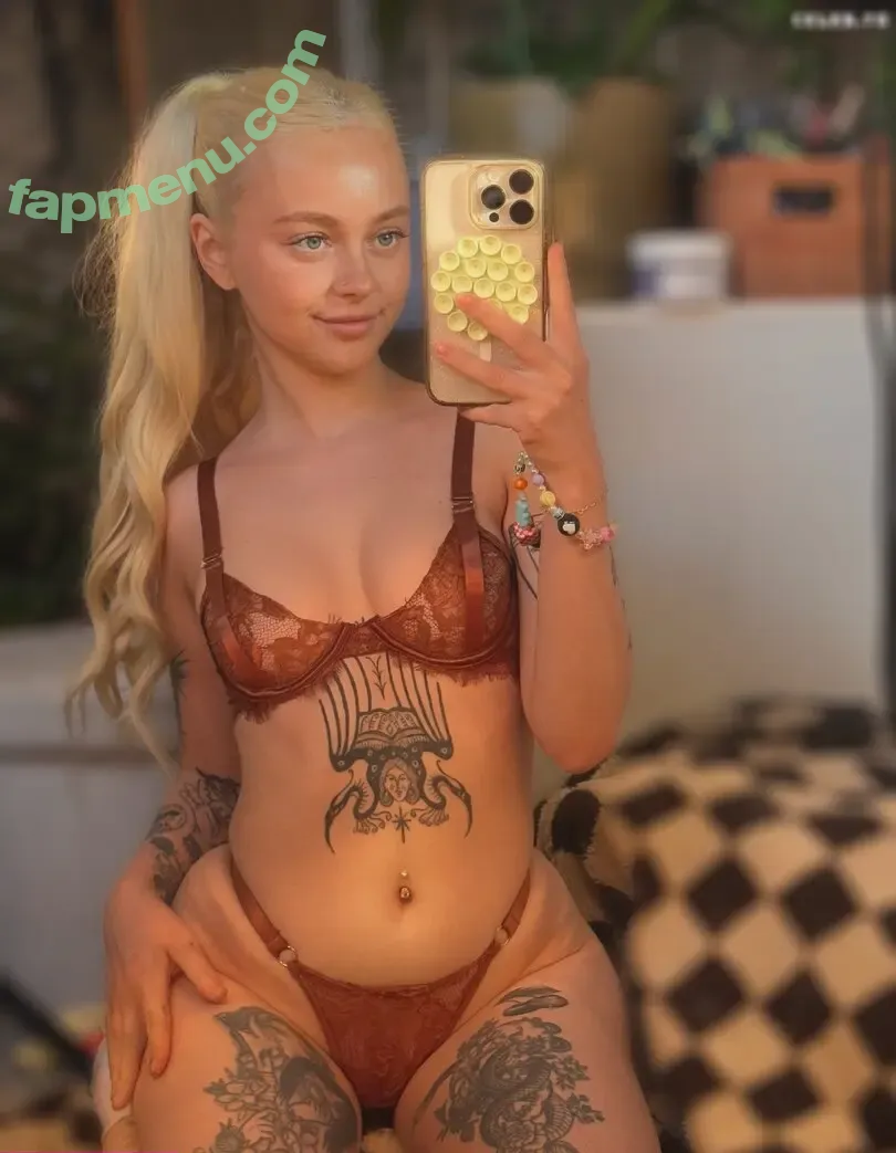 Paige Evans nude photo #0115 (Pale Little Lad / paigeevans69 / palelittlelad)