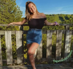 Paige F / paigecfnyc / spoilgoddesspaige nude photo #0090