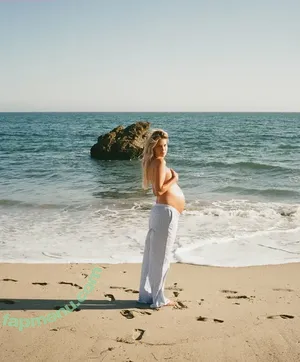 Paige Harper / paigeharper nude photo #0024