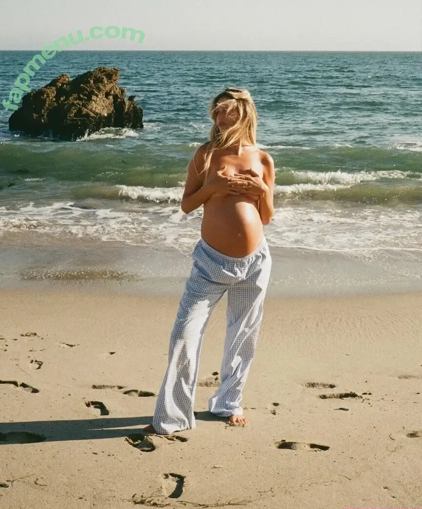 Paige Harper nude photo #0023 (paigeharper)