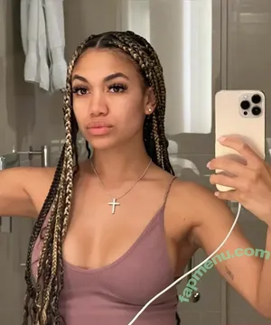 Paige Hurd / thugginn nude photo #0043