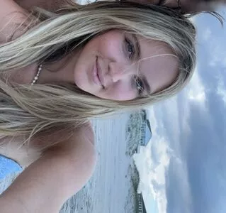 Paige Mackenzie / mackenziepage69 / paigexmackenzie nude photo #0135