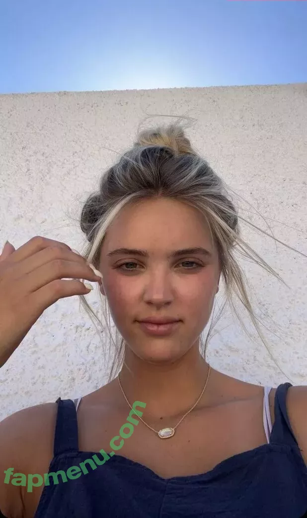 Paige Mackenzie nude photo #0022 (paigexmackenzie)