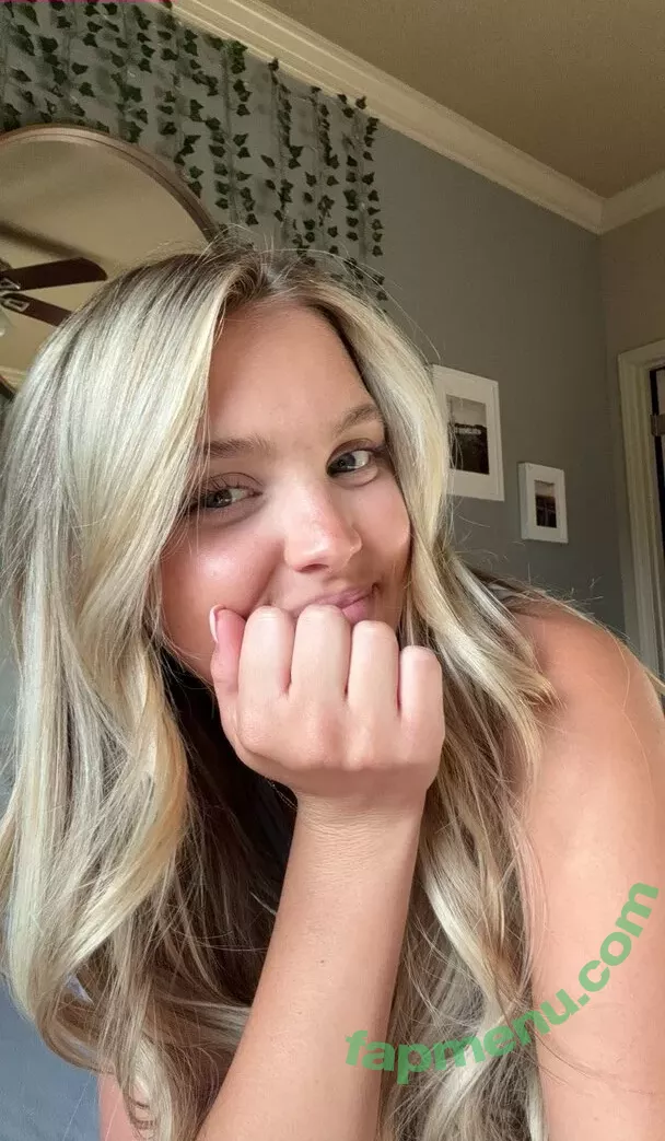 Paige Mackenzie nude photo #0148 (mackenziepage69 / paigexmackenzie)