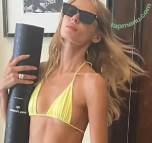 Paige Reifler / reiflerpaige nude photo #0022