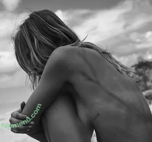 Paige Reifler / reiflerpaige nude photo #0024