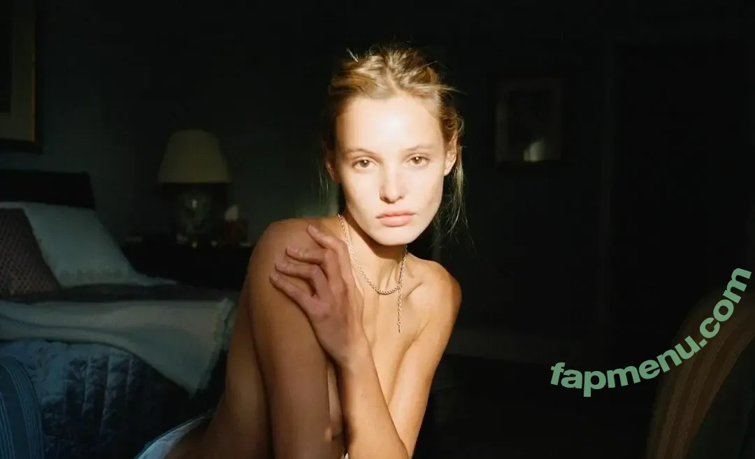 Paige Reifler nude photo #0008 (reiflerpaige)