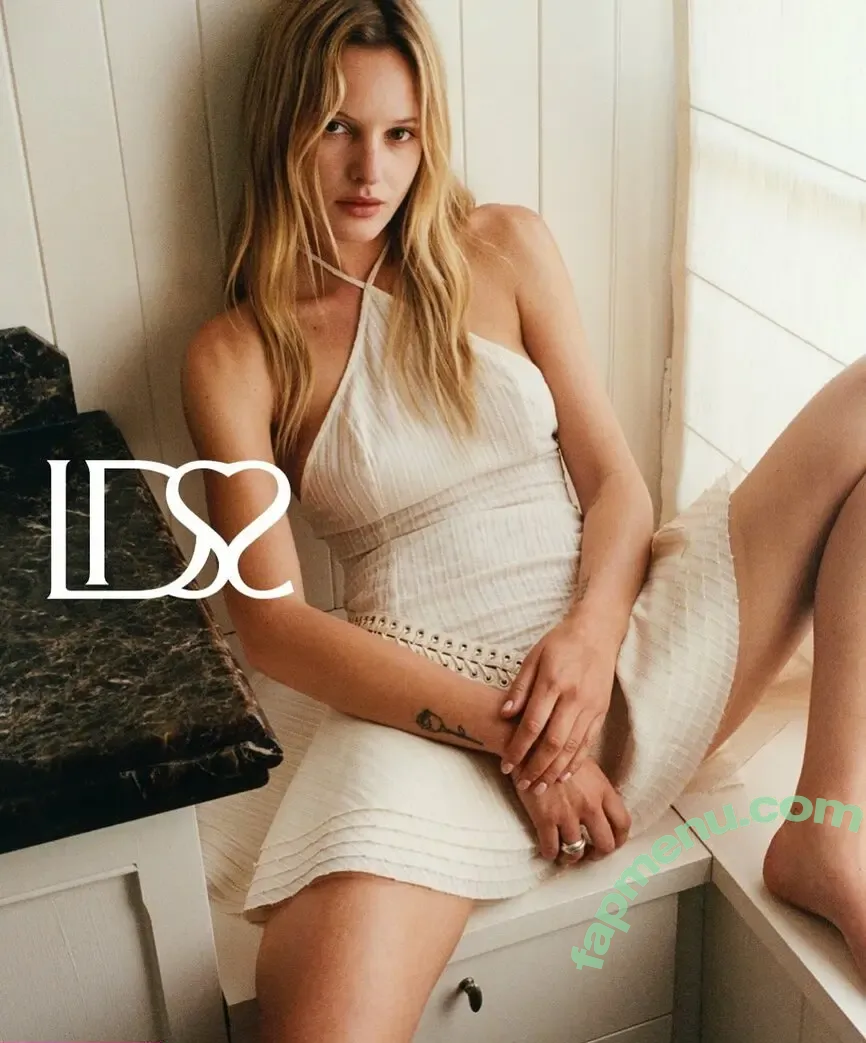 Paige Reifler nude photo #0063 (reiflerpaige)