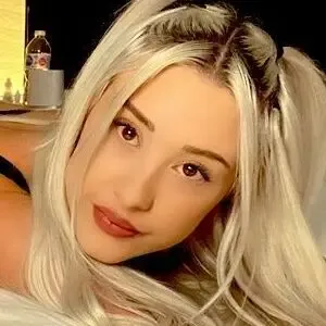 Paige Schultz / BlondeHairBebe / paige__schultz nude photo #0003