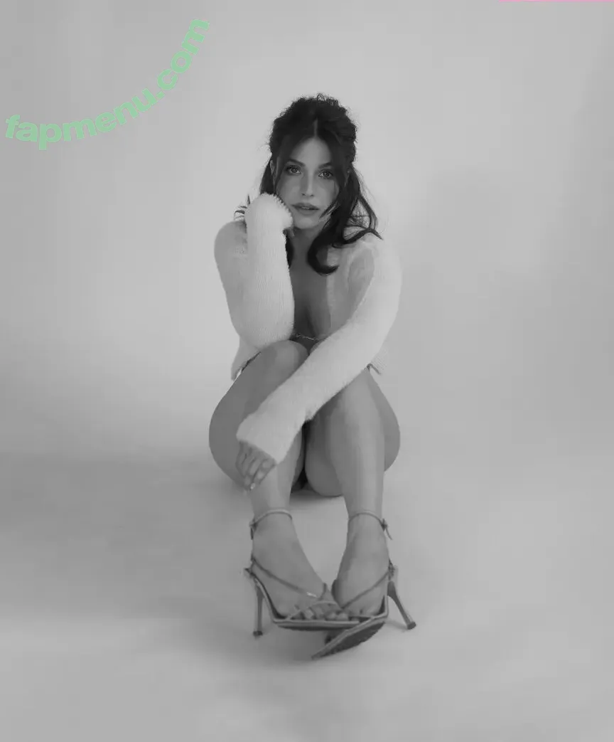 Paige Spara nude photo #0028 (paigespara)