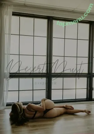  nude photo #0002