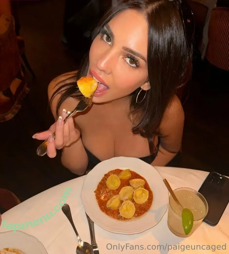 paigeuncaged nude photo #0001 (paigeuncaged)