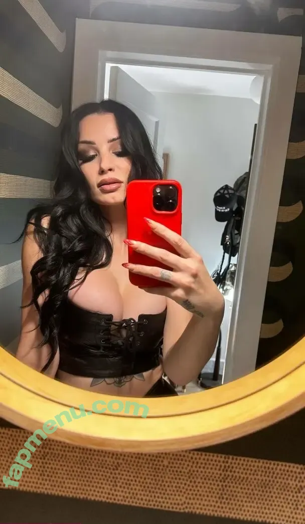 PaigeWWE nude photo #0056 (Saraya Bevis / realpaigewwe)