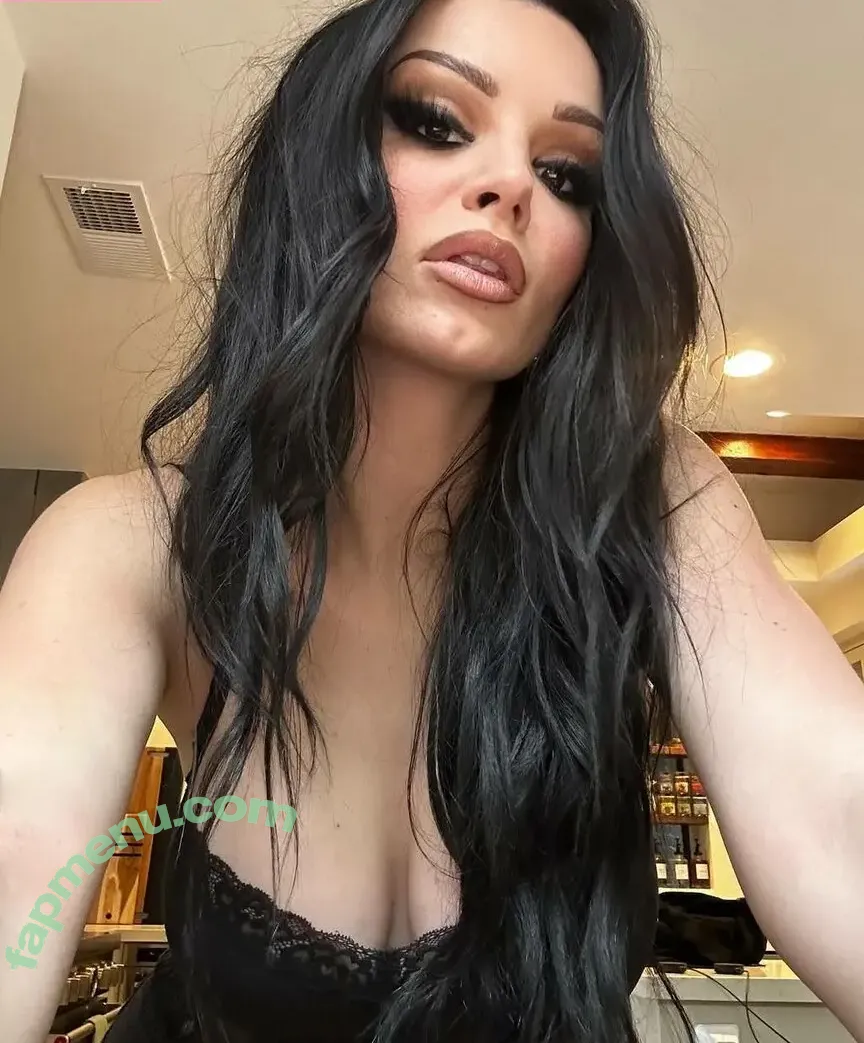 PaigeWWE nude photo #0058 (Saraya Bevis / realpaigewwe)