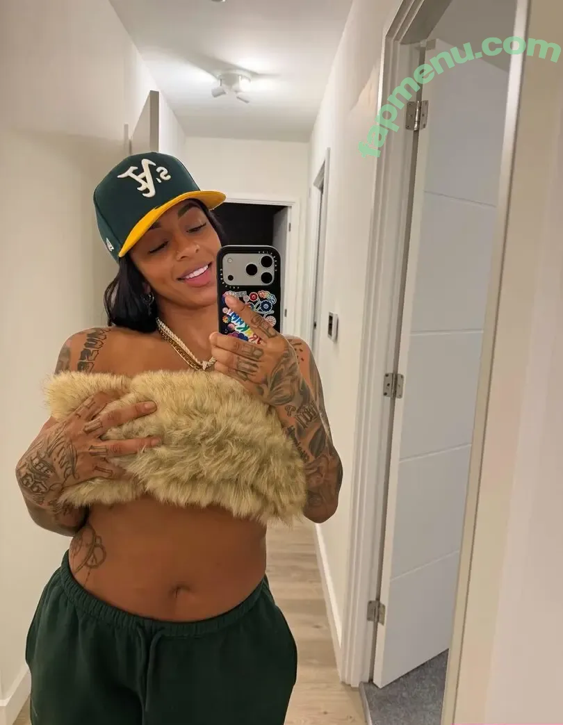 Paigey Cakey nude photo #0016 (Mspaigeycakey / Paigey%20Cakey)