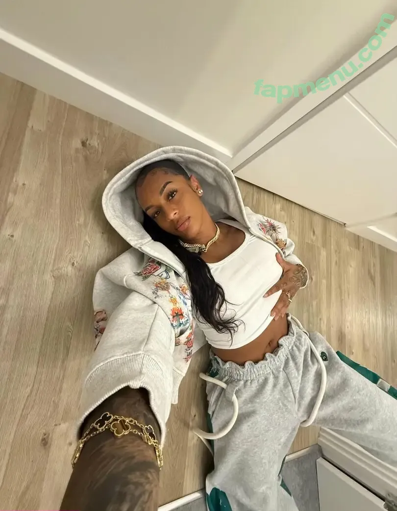 Paigey Cakey nude photo #0019 (Mspaigeycakey / Paigey%20Cakey)