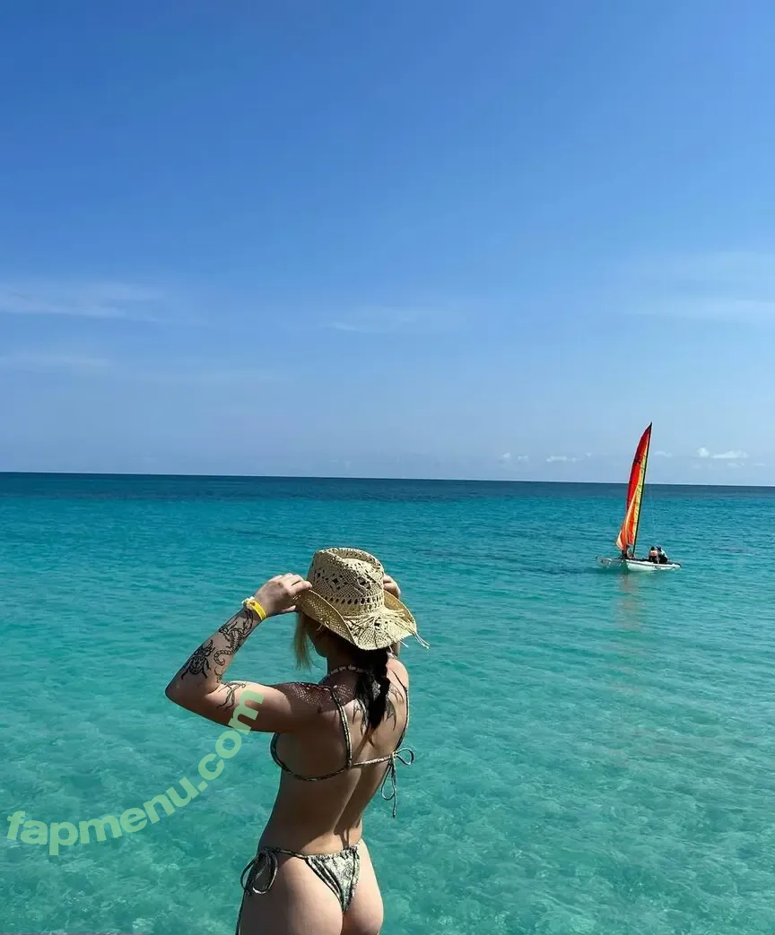 paiigejoyce nude photo #0054 (paiigejoyce)