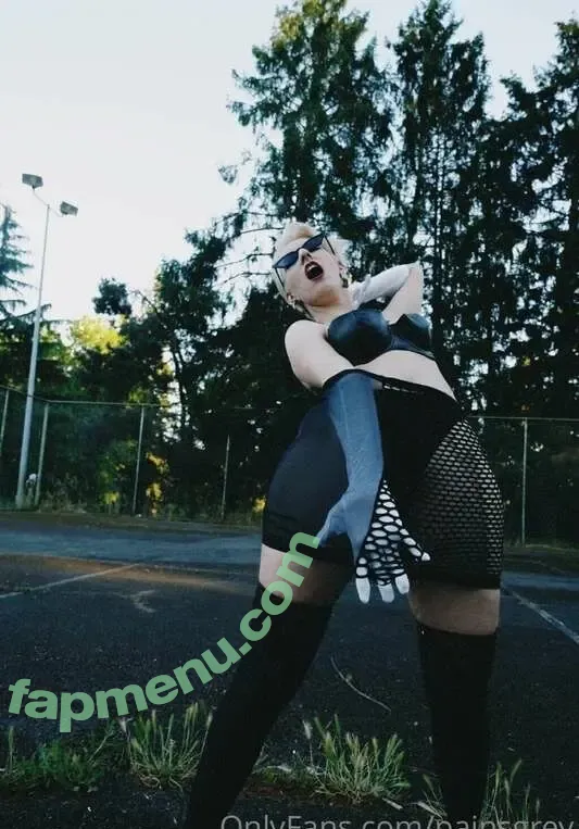 Pains Grey nude photo #0039 (djpainsgrey / painsgrey / themoanzone)