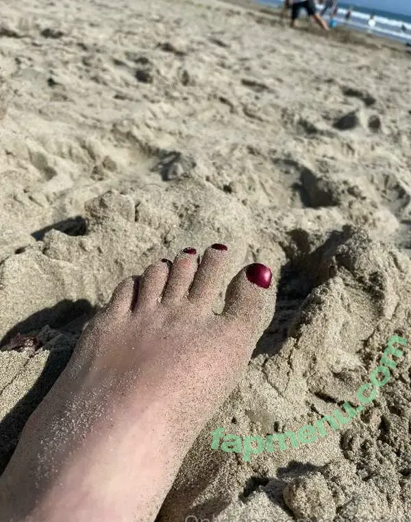 Pains Grey nude photo #0043 (djpainsgrey / painsgrey / themoanzone)