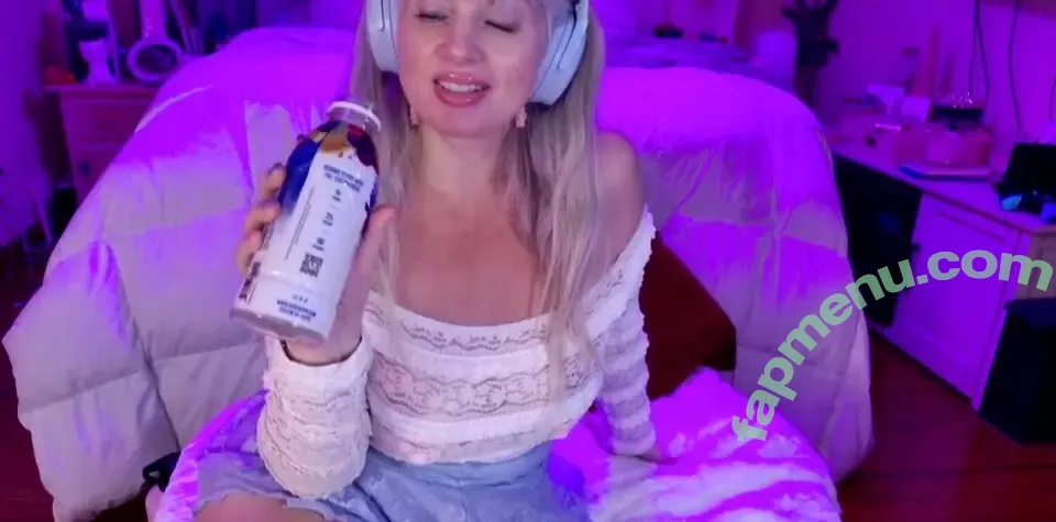 Paintedrose nude photo #0081 (Rosie / paintedroselive)