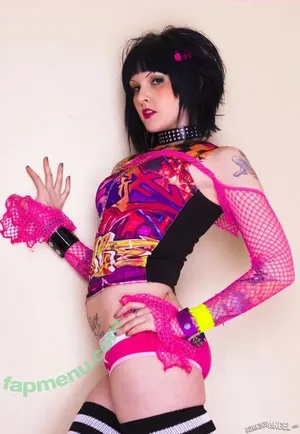 Pale Snow White / pale.snow.white nude photo #0119