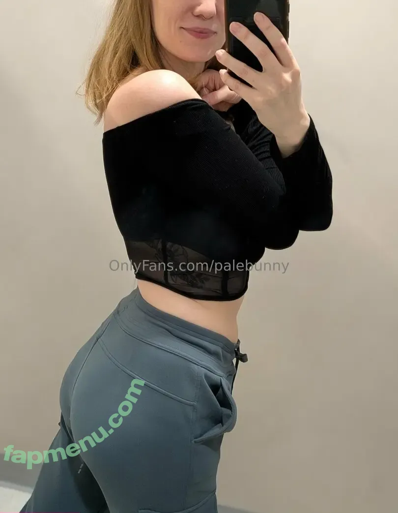 palebunny nude photo #0009 (hernameislau)