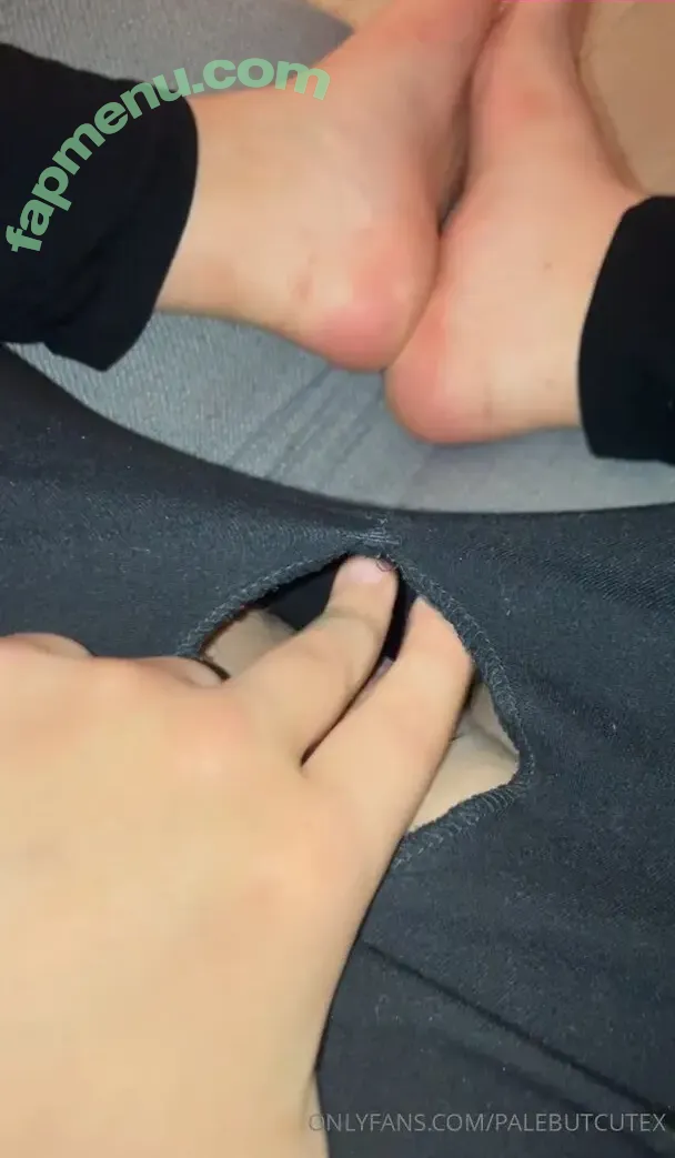 palebutnaughtyxo nude photo #0006 (palebutnaughtyxo)