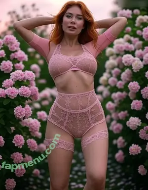 Palina Rojinski / action / palinski nude photo #0229