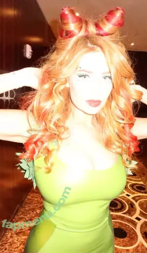 Palina Rojinski / action / palinski nude photo #0310