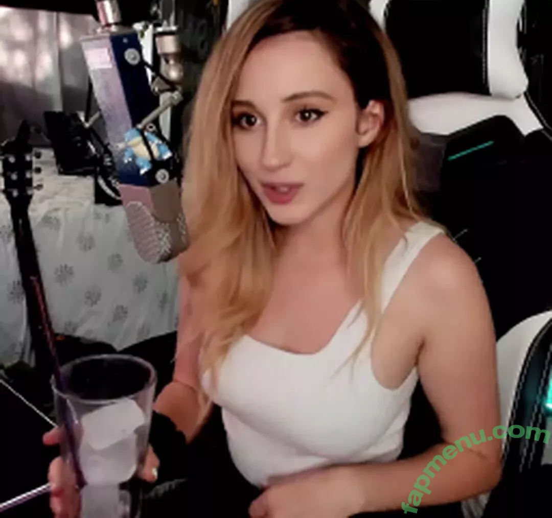 Palmbee nude photo #0192 (juju_666_ / palmbaee / palmbeee)