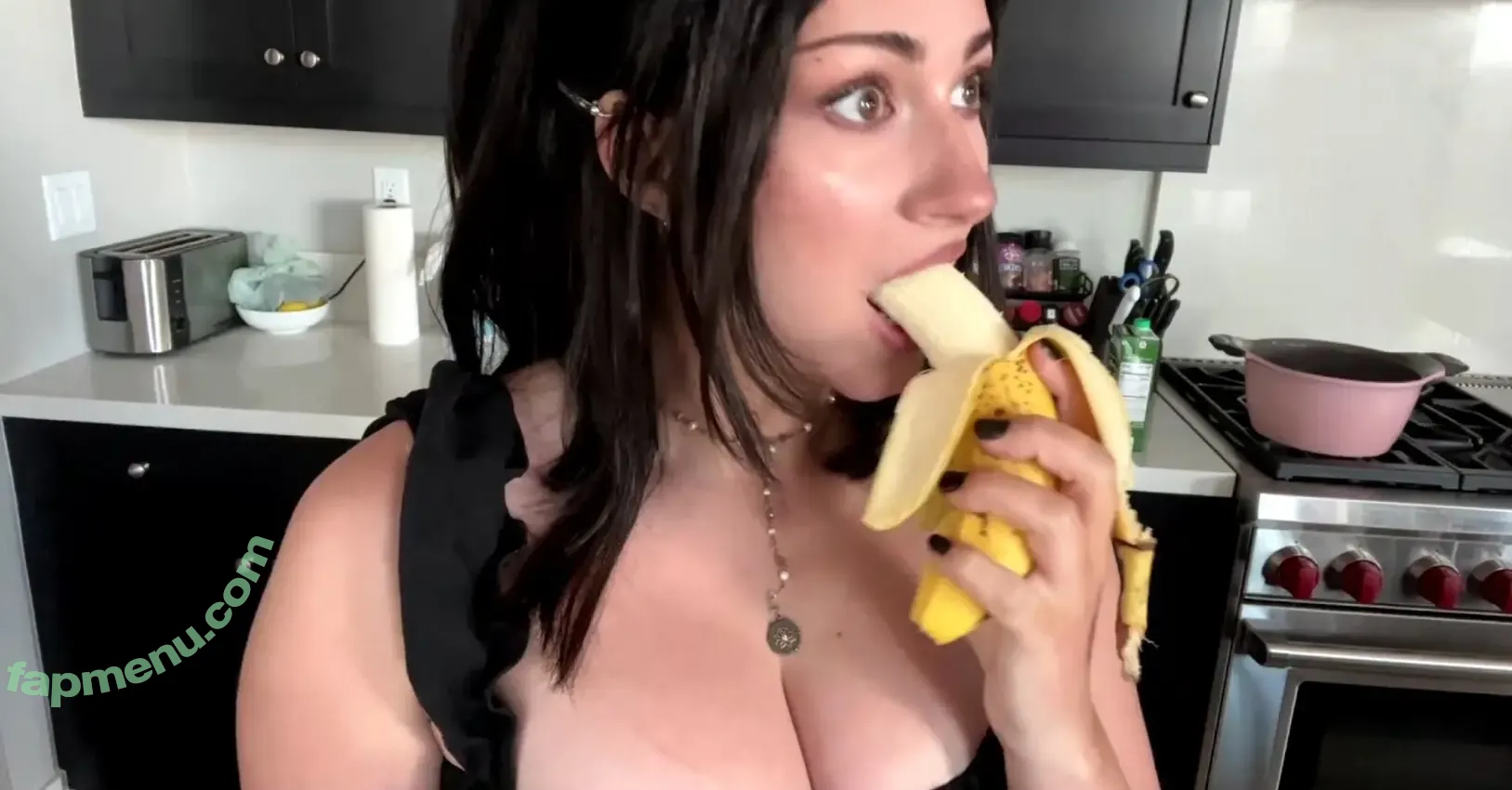 Palmbee nude photo #0483 (juju_666_ / palmbaee / palmbeee)